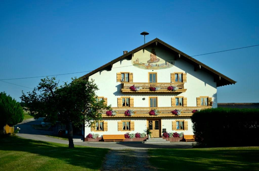Bio Ferienhof Heiler Feldkirchen-Westerham Exterior foto