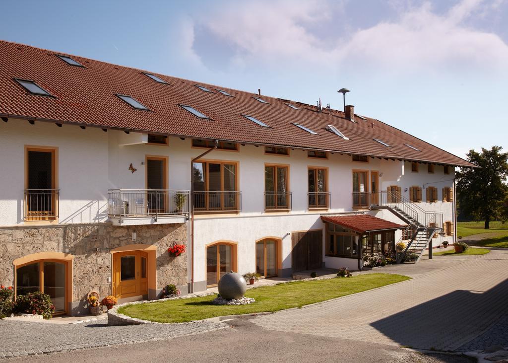 Bio Ferienhof Heiler Feldkirchen-Westerham Exterior foto